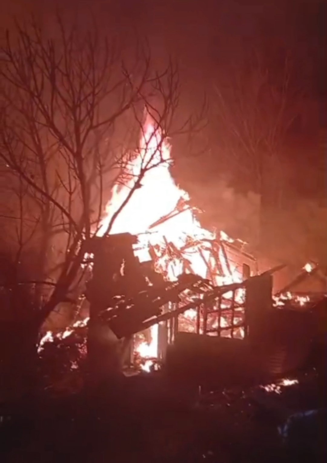 Bartın’da odunluk yangını paniğe neden oldu
