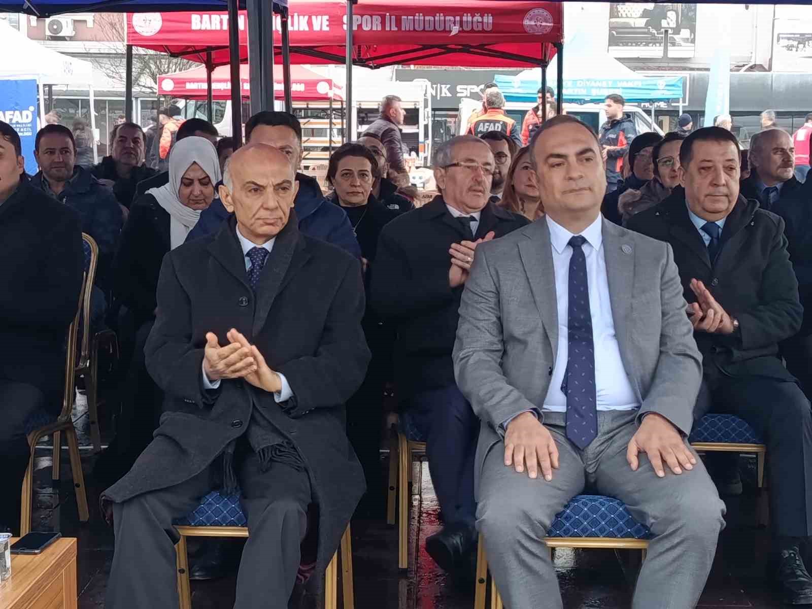 BARÜ Bilim Kafe Etkinliği’nde ’asrın felaketi’ ele alındı
