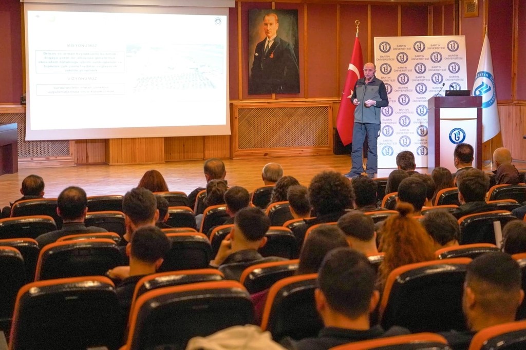 BARÜ’de Ormancılık Haftası çeşitli etkinliklerle kutlandı
