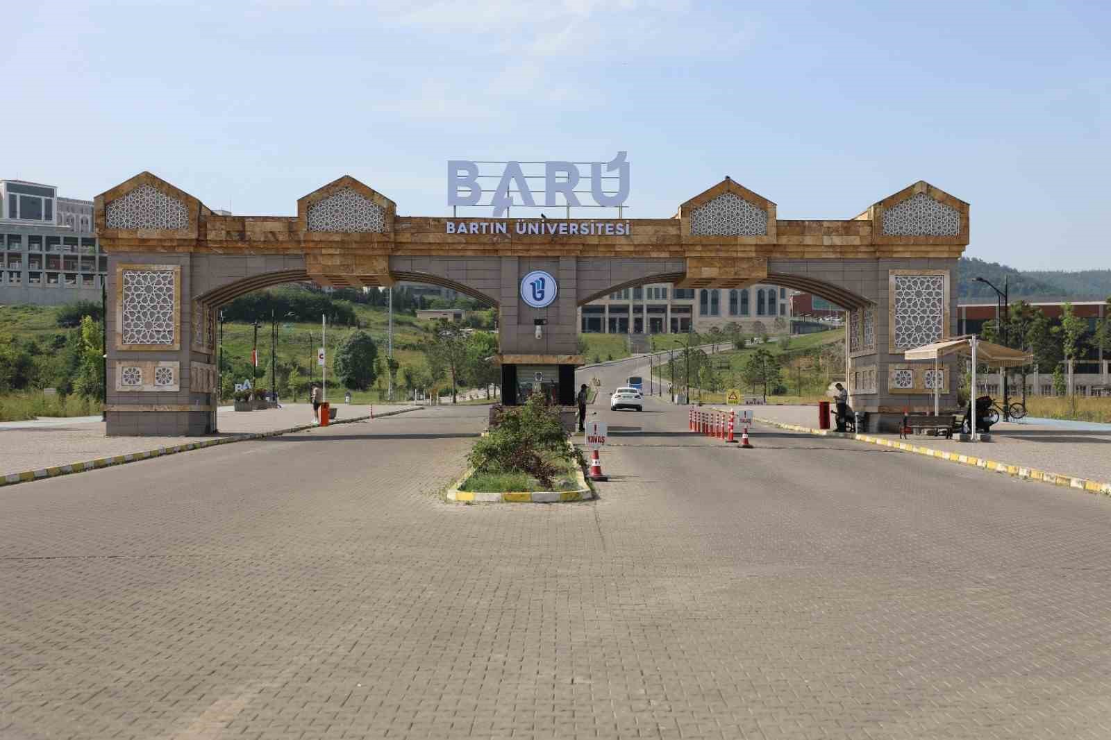 BARÜ’den patent başarısı: "Finans" alanında Türkiye üçüncülüğü
