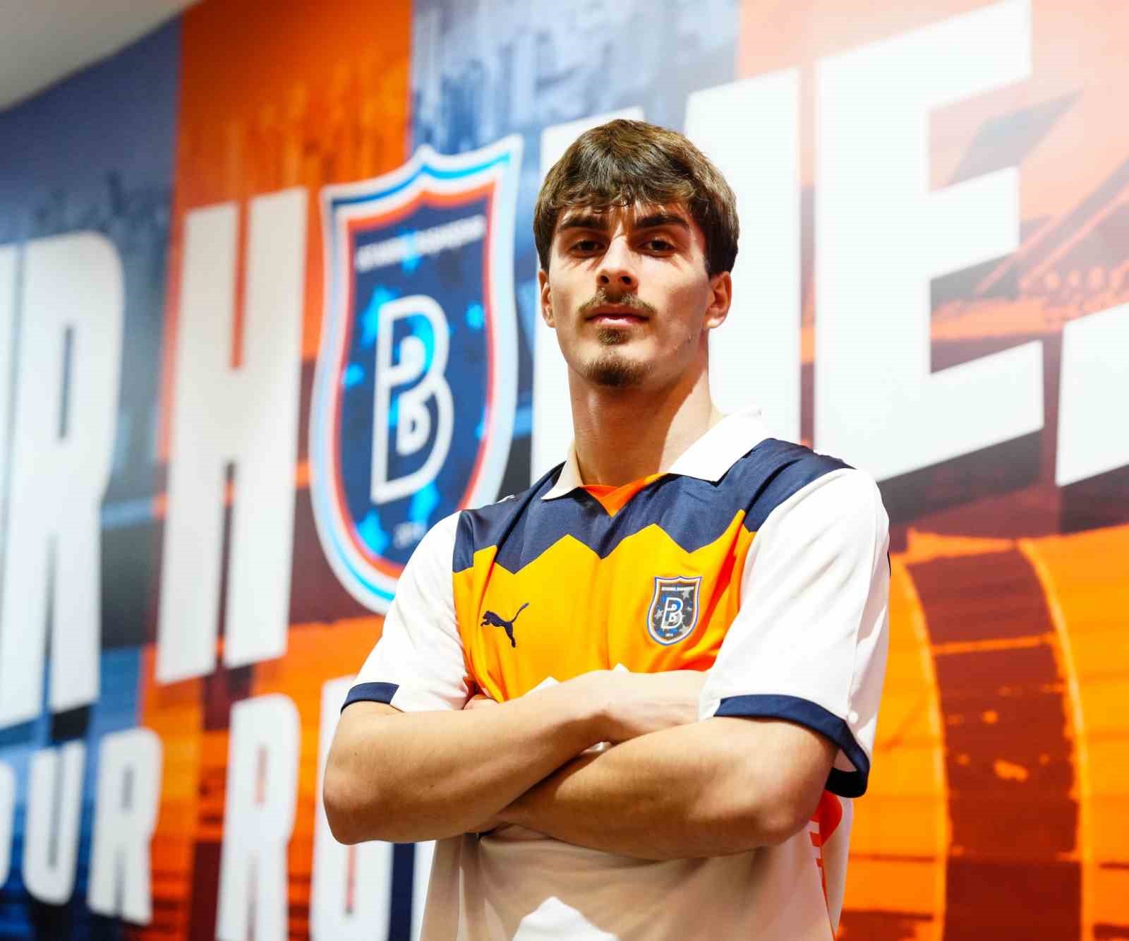 Başakşehir, Saba Kharebashvili’yi transfer etti
