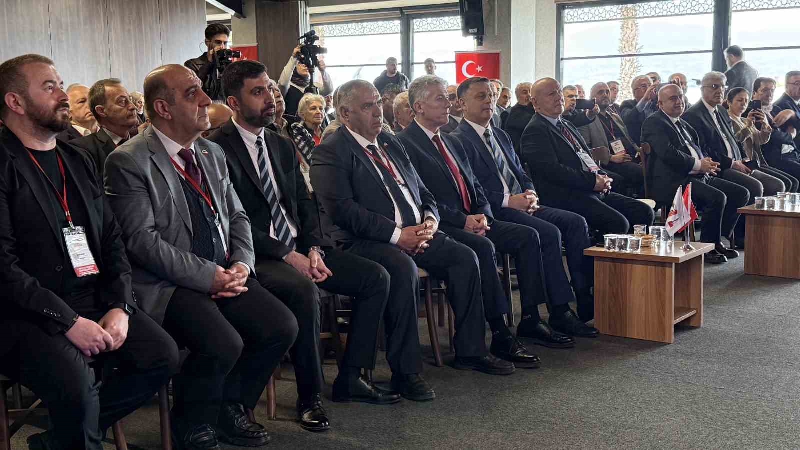 Basının geleceği ve yaşanan zorluklar masaya yatırıldı
