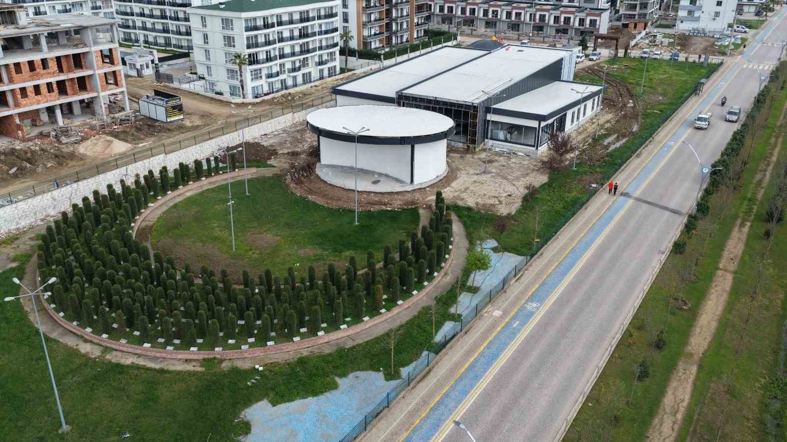 Başiskele’de 15 Temmuz Bilim Merkezi inşaatı hızla yükseliyor
Başiskele’de 15 Temmuz Bilim Merkezi inşaatı hızla yükseliyor