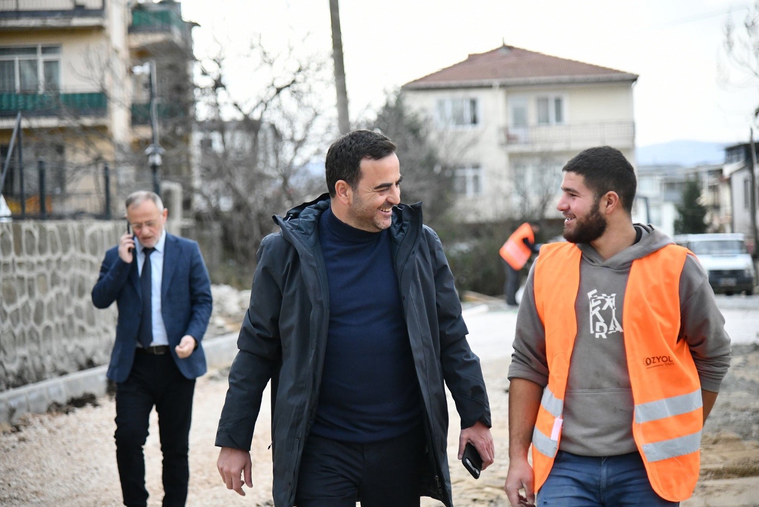 Başiskele’de altyapısı tamamlanan cadde ve sokaklar yenileniyor
