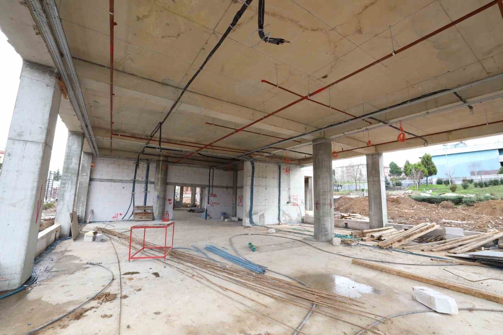 Başiskele’de çocuk kütüphanesi ve oyuncak müzesi inşaatı sürüyor
