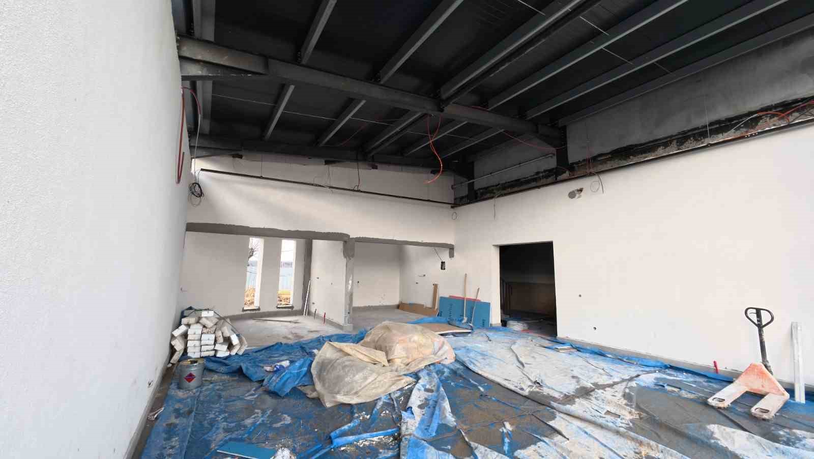 Başiskele’de "Genc-i Âlâ Kapalı Spor Salonu" yükseliyor
