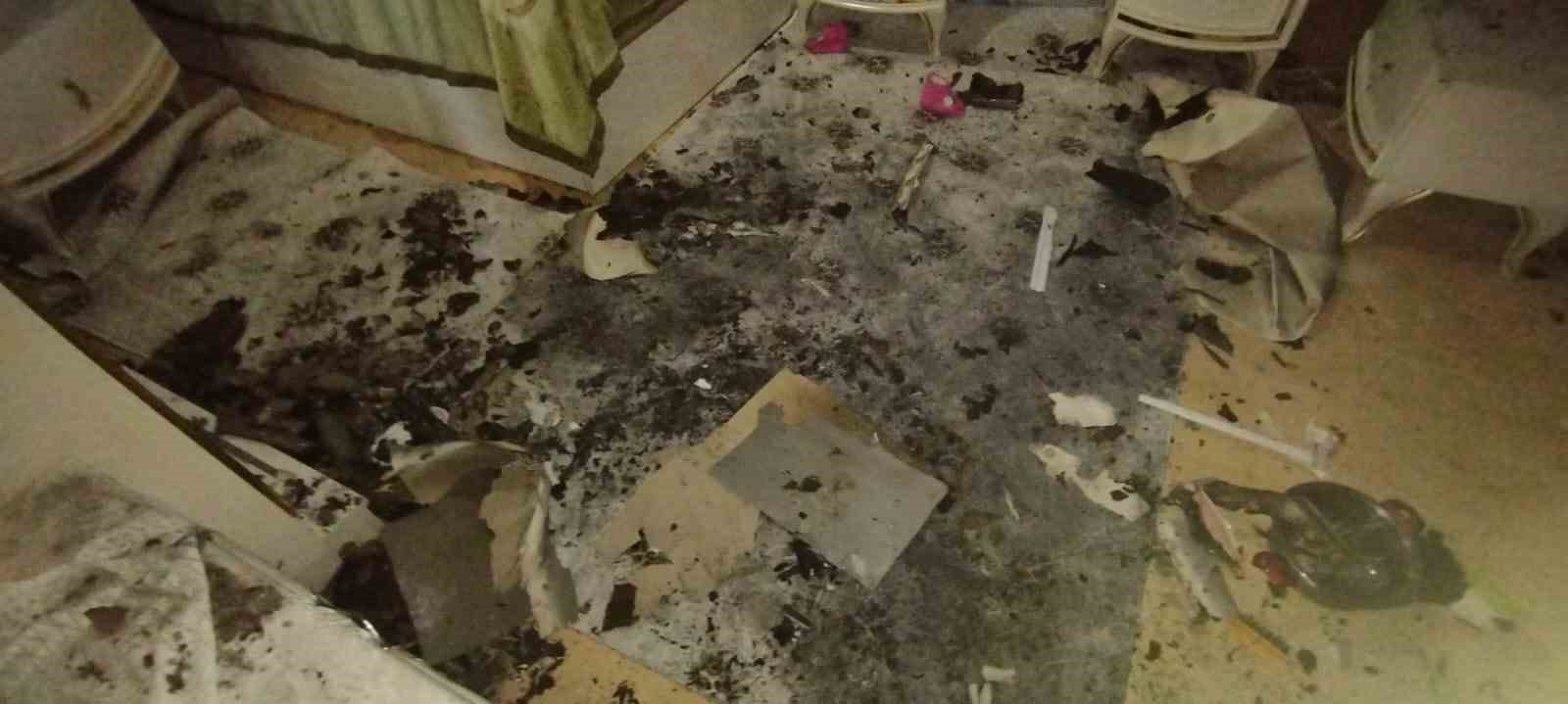 Başkale’de ev yangını maddi hasara yol açtı
