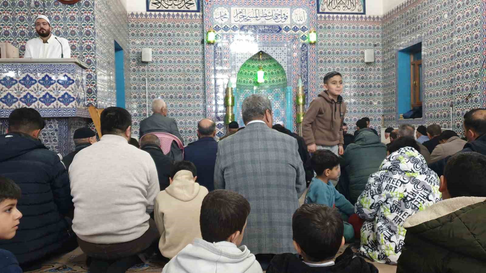 Başkale’de Kadir Gecesi idrak edildi
