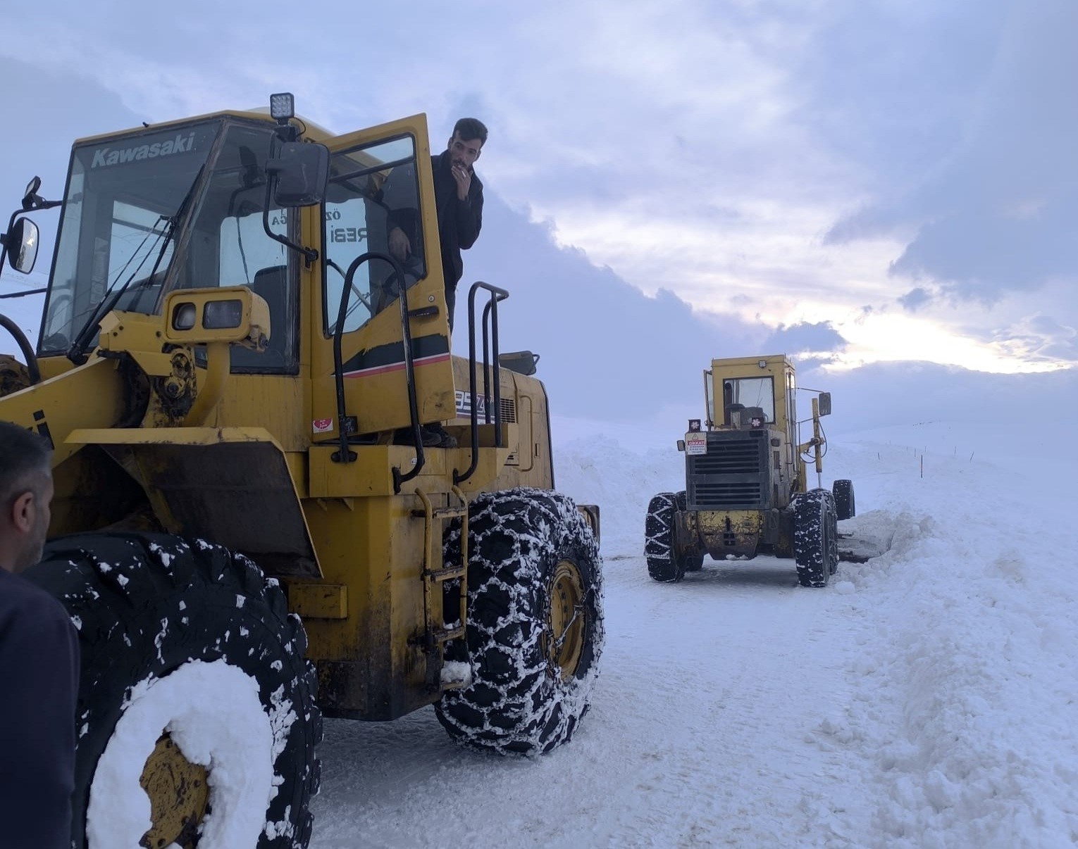 Başkale’de kar yağışı
