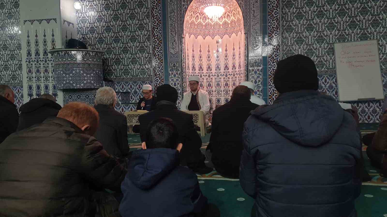 Başkale’de Miraç Kandili dualarla idrak edildi
