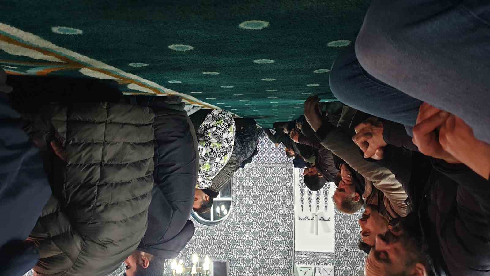 Başkale’de Miraç Kandili dualarla idrak edildi
