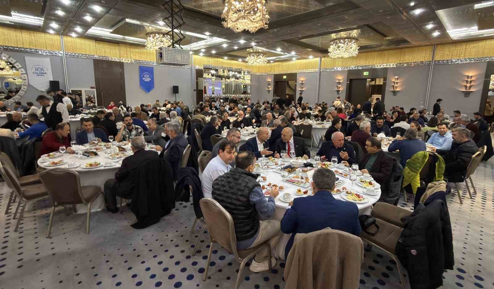 Başkan adayı Erdem, proje ve yönetim kurulu adaylarını tanıttı
