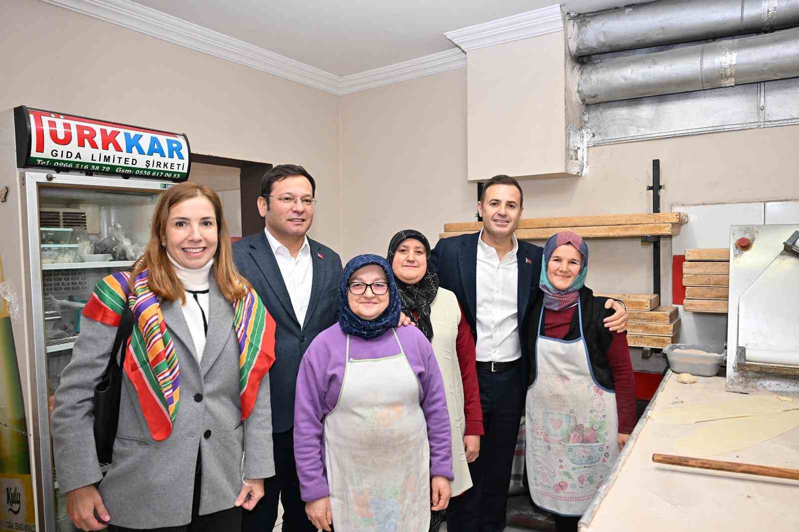 Başkan Ahmet Akın: "Deprem gerçeği unutulmamalıdır"
