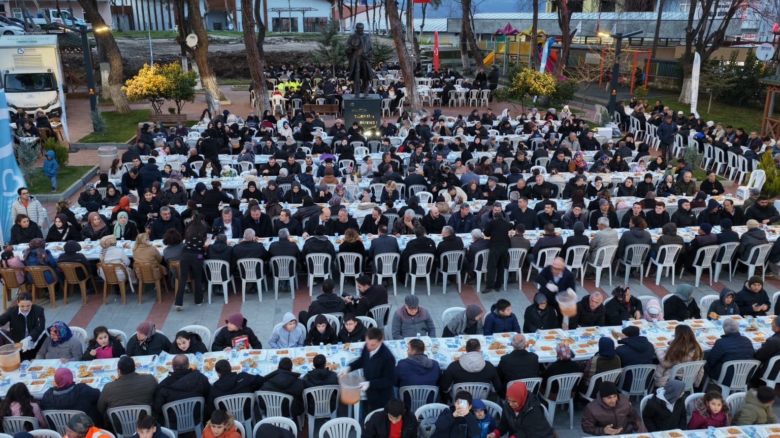 Başkan Ahmet Akın, "Ramazan’ı Kuvayımilliye ruhuna yakışır bir şekilde geçireceğiz"
