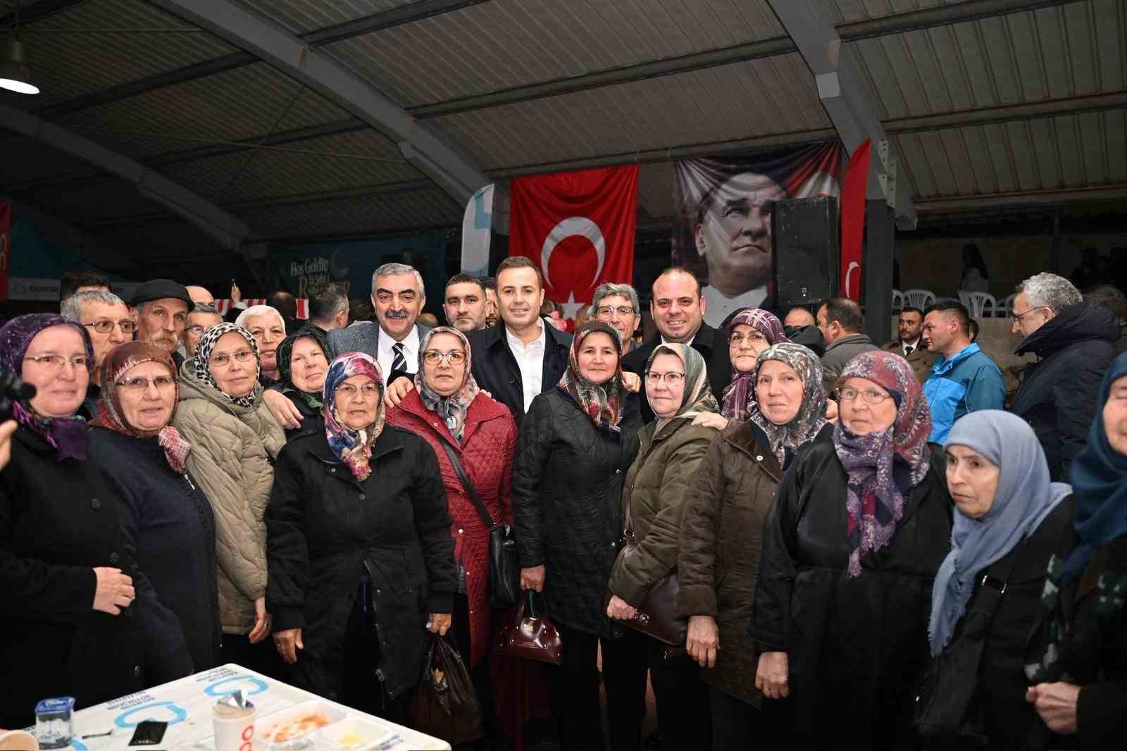 Başkan Akın, Balyalılar ile iftarın bereketini paylaştı
