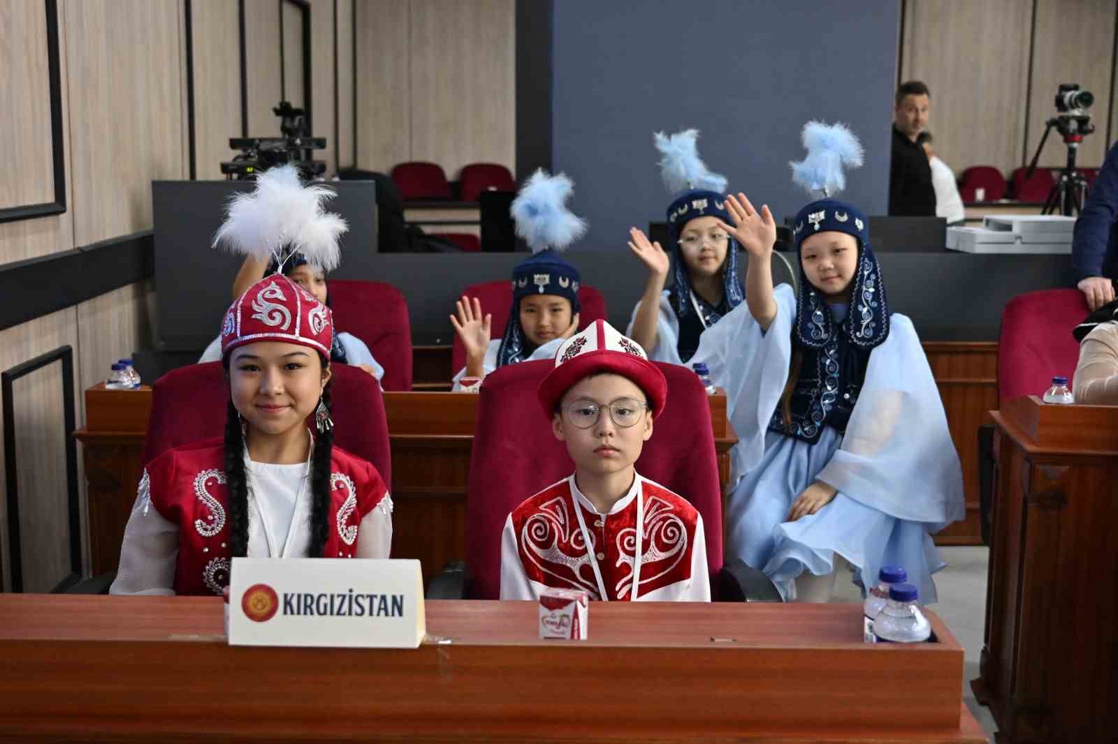 Başkan Akın, dünya çocuklarını ağırladı
