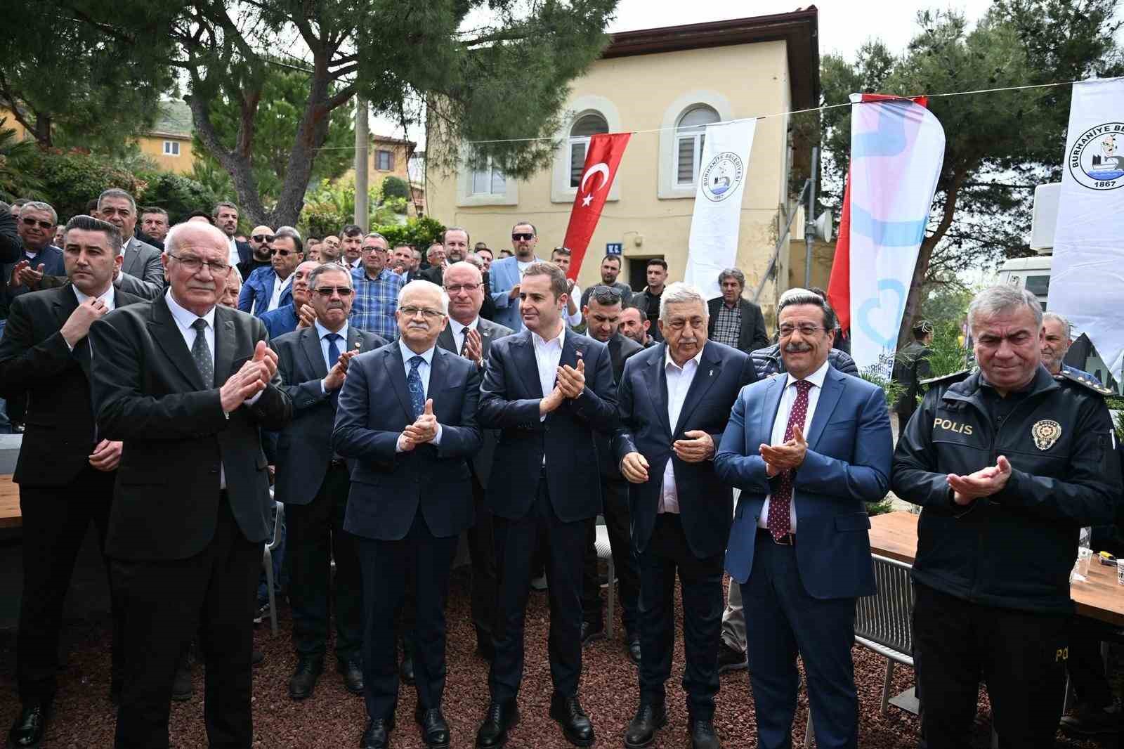 Başkan Akın: "Esnaf kazanırsa Balıkesir kazanır"
