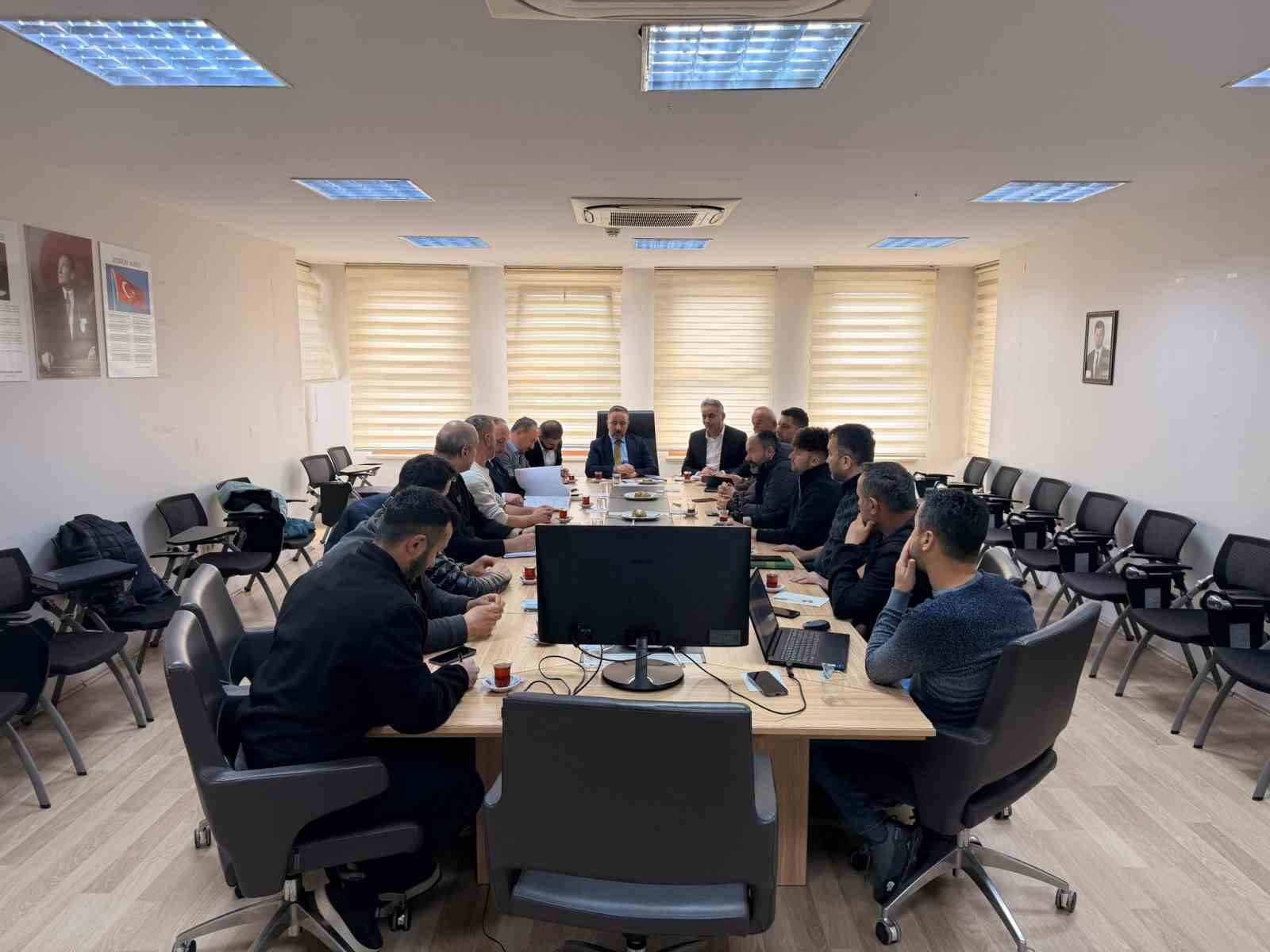 Başkan Albayrak: "Perşembe’de alt ve üstyapı çalışmalarımız hız kesmiyor"
