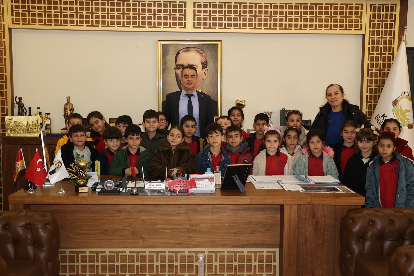 Başkan Arıcı, ilkokul öğrencilerini ağırladı
