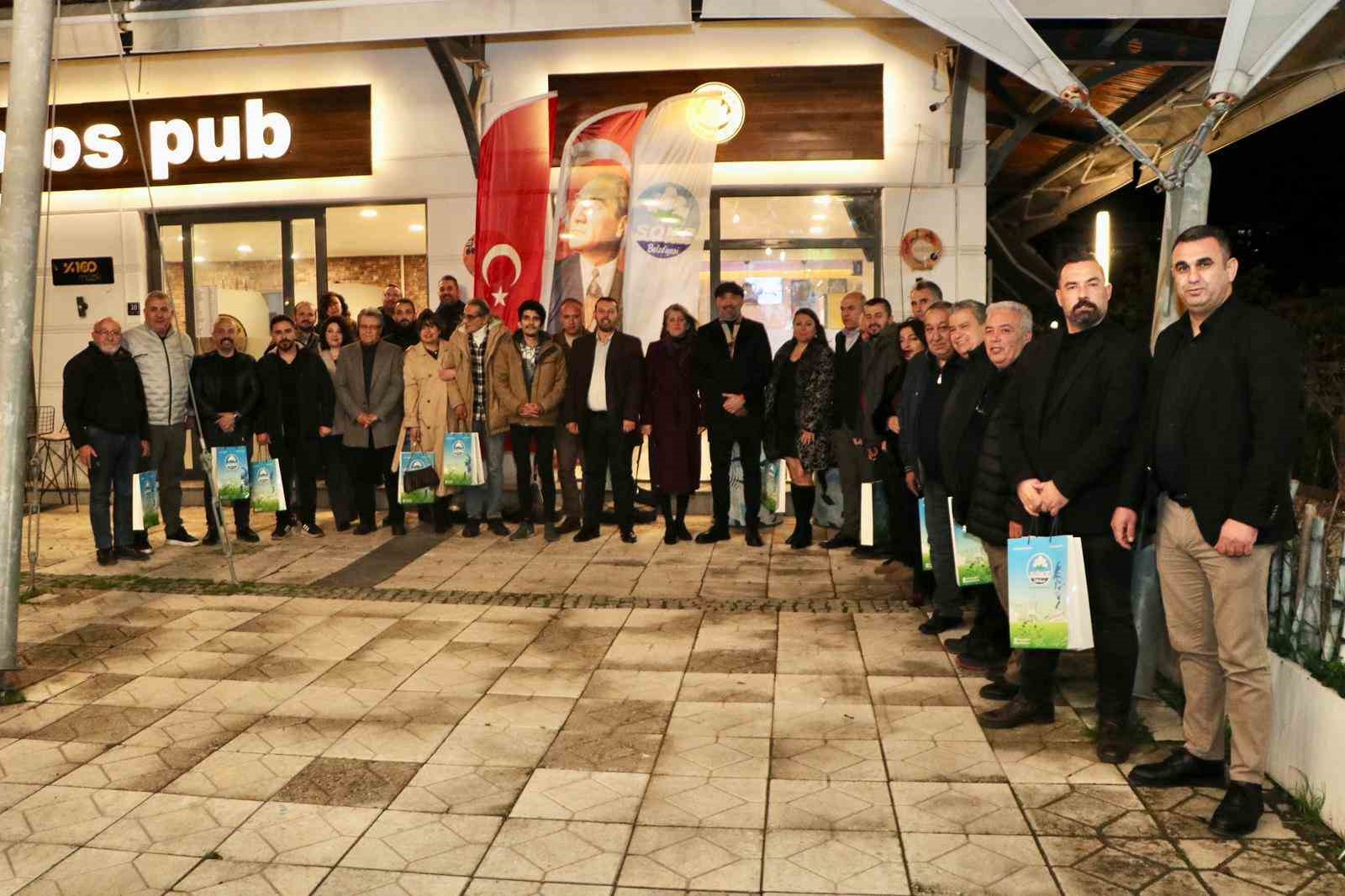 Başkan Arıkan, Söke basınıyla buluştu
Başkan Arıkan, Söke basınıyla buluştu