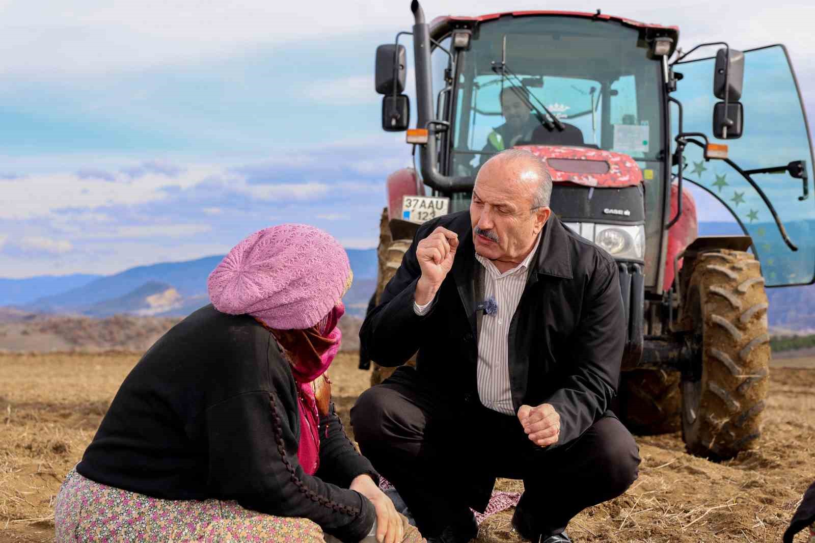 Başkan Arslan sarımsak işçileriyle bir araya geldi
