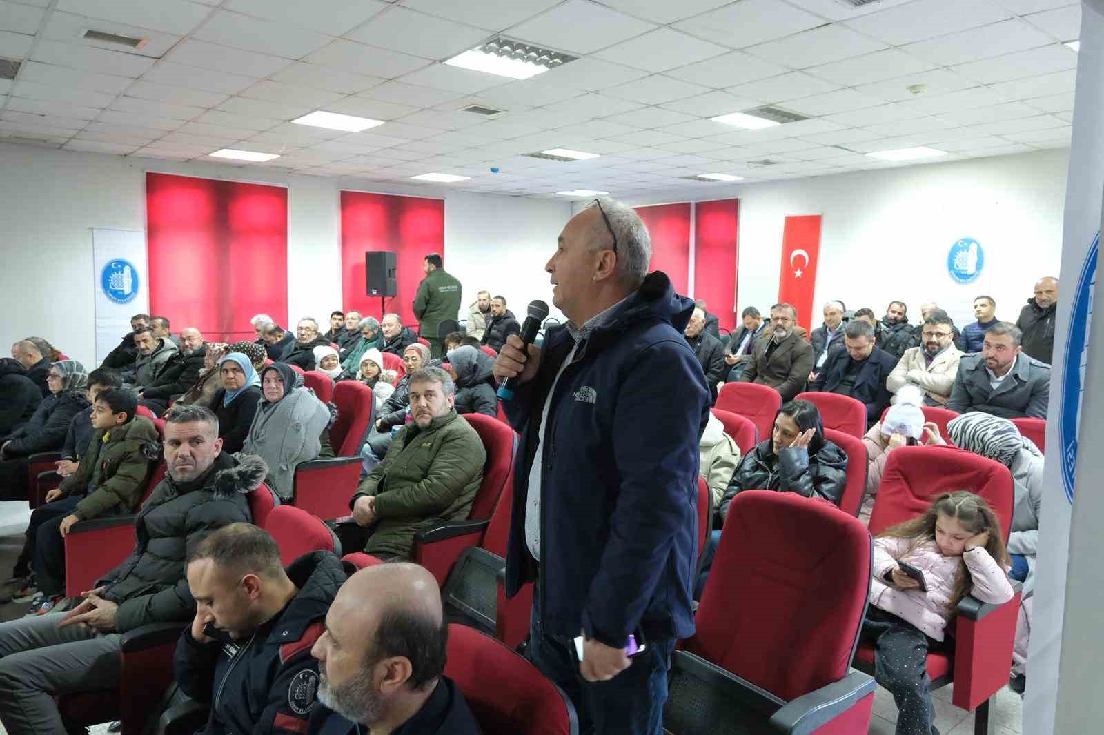 Başkan Aşgın Çöplü Mahallesi’nde vatandaşların taleplerini dinledi
