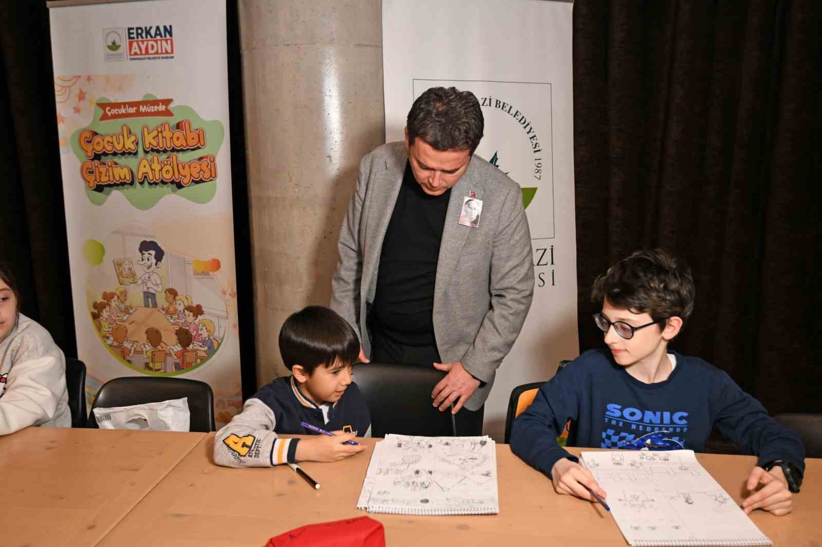 Başkan Aydın Çocukların Masalsı Dünyasına Eşlik Etti
