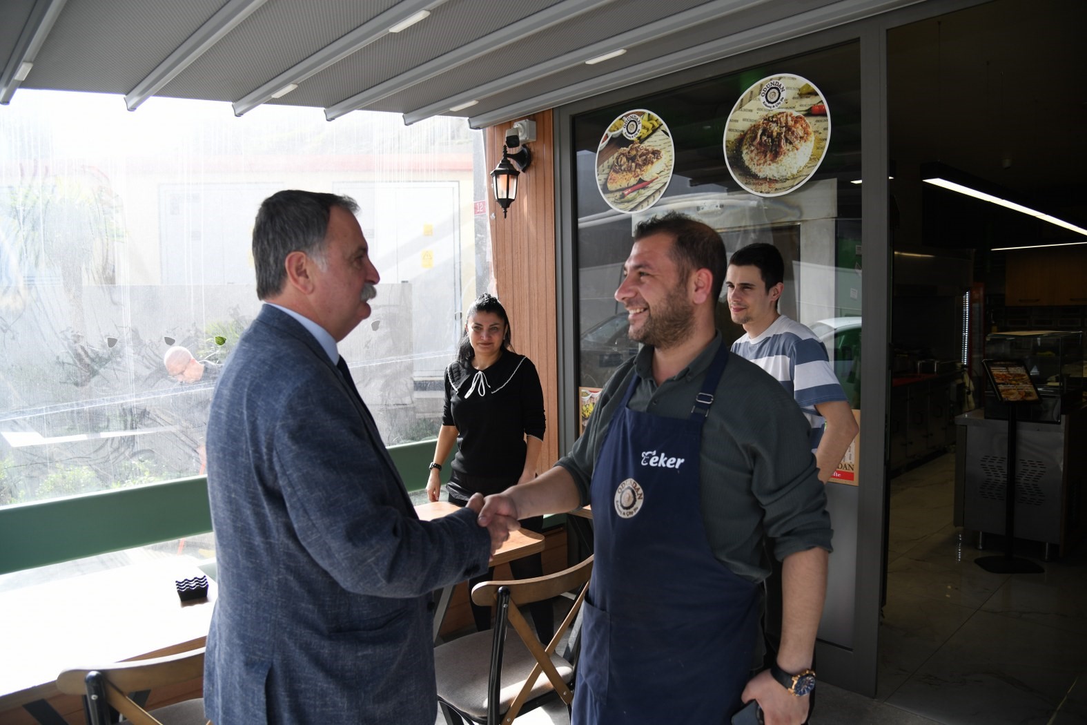 Başkan Balaban esnafın sorunlarına çözüm üretmek için sahada
