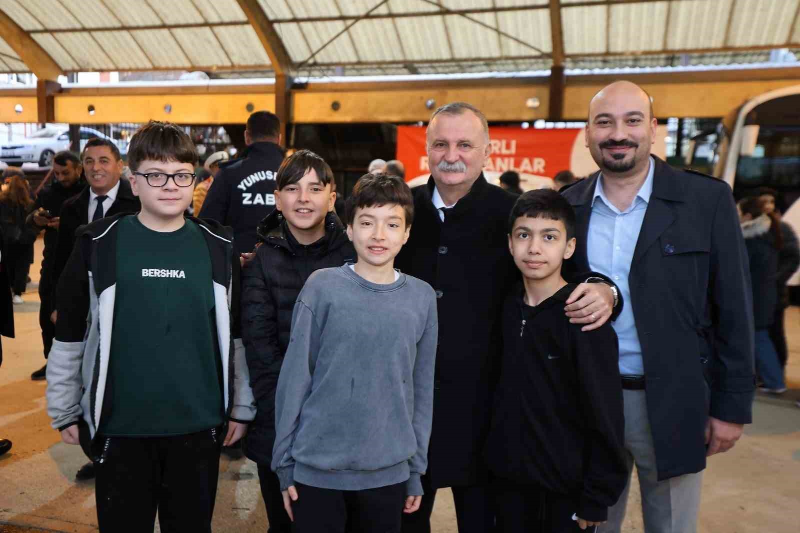 Başkan Balaban Karaköy’de vatandaşlarla iftar yaptı
