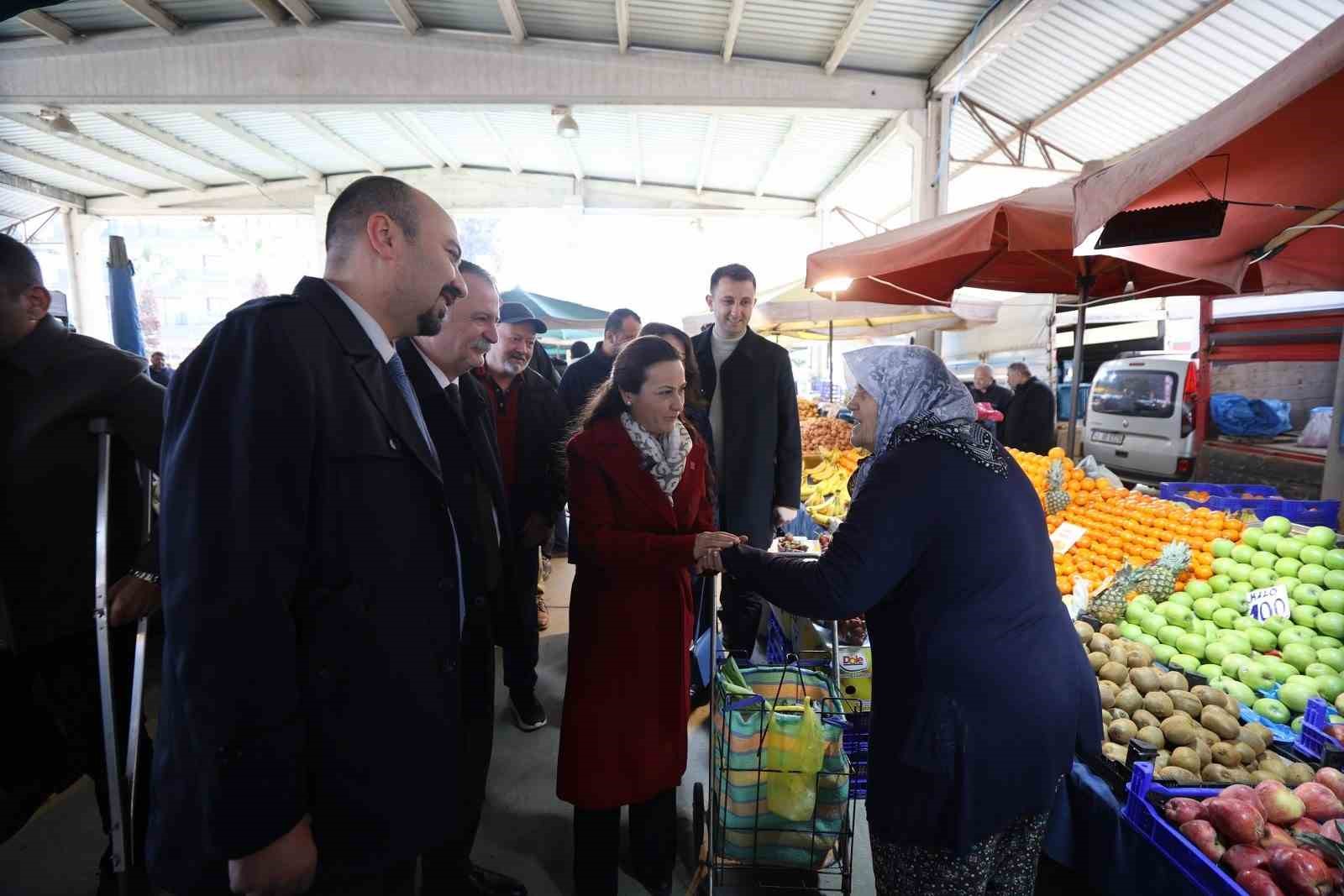 Başkan Balaban vatandaşların istek ve şikayetlerini yerinde dinledi
