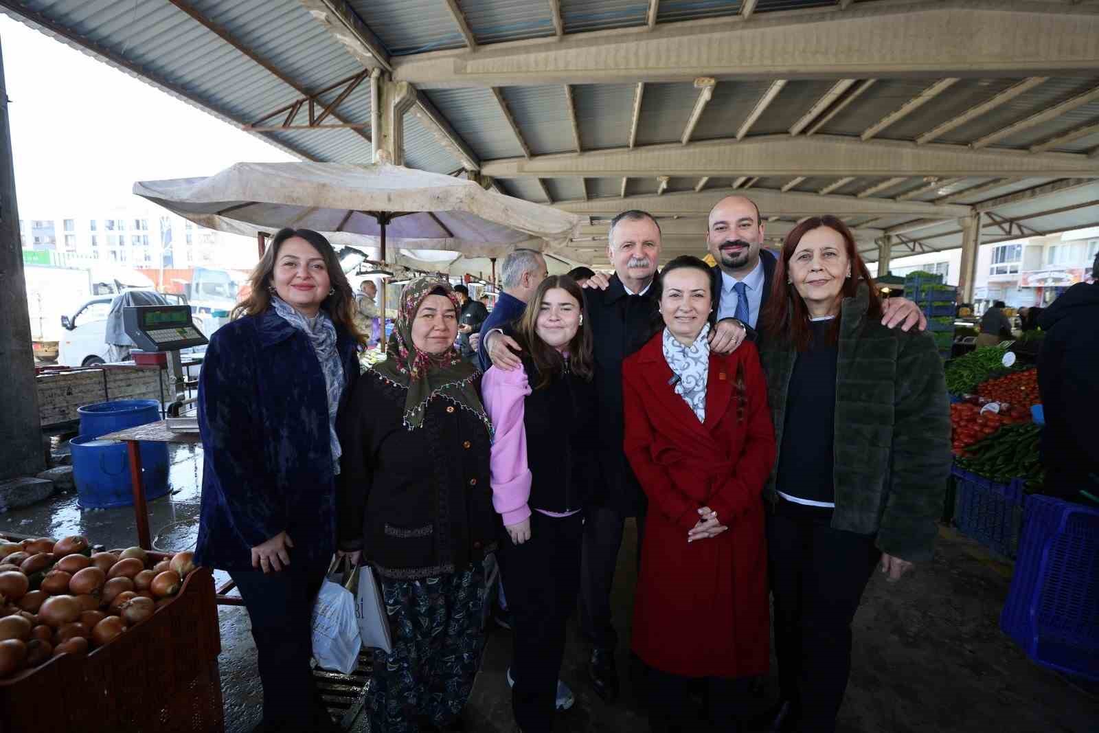 Başkan Balaban vatandaşların istek ve şikayetlerini yerinde dinledi
