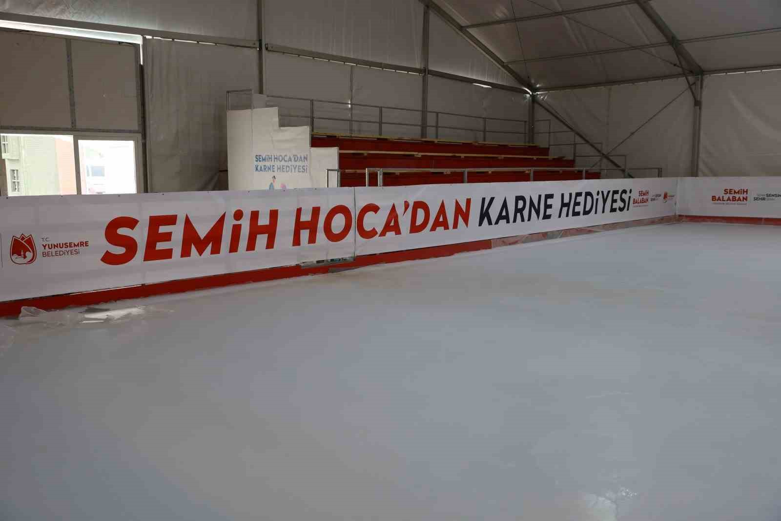 Başkan Balaban’dan karne hediyesi
