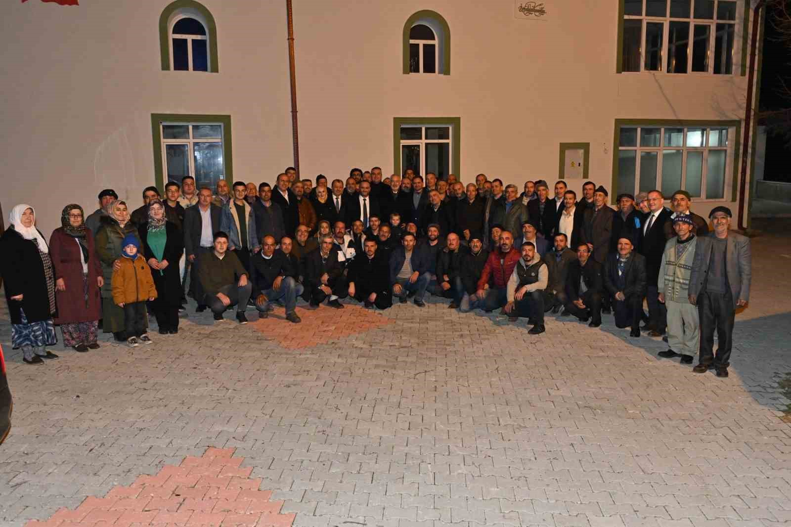 Başkan Başdeğirmen’den Sarımehmetler’e hizmet sözü
