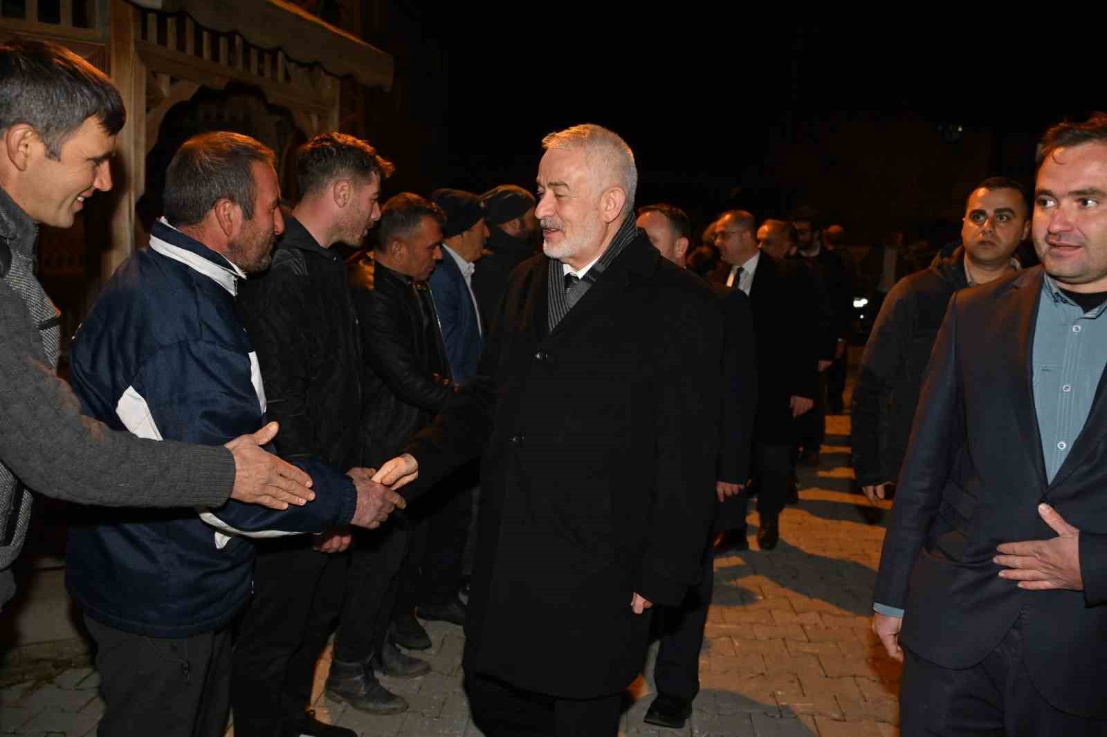 Başkan Başdeğirmen’den Sarımehmetler’e hizmet sözü
