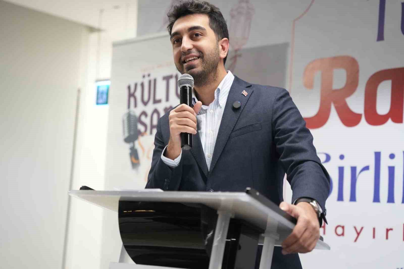 Başkan Bingöl Tuzla’da gençlerle iftar sofrasında bir araya geldi
