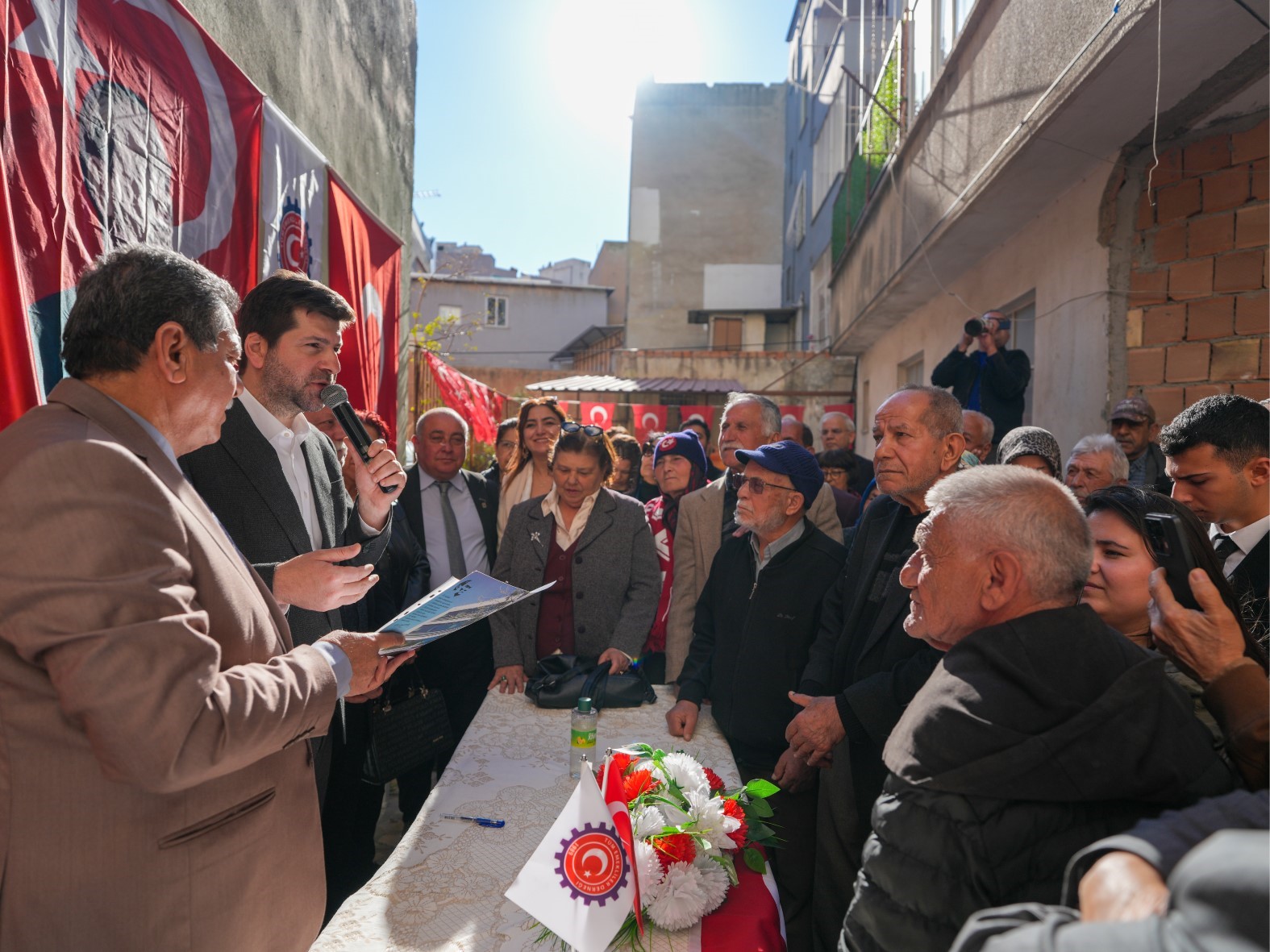 Başkan Boltaç emeklilerle projeleri paylaştı
