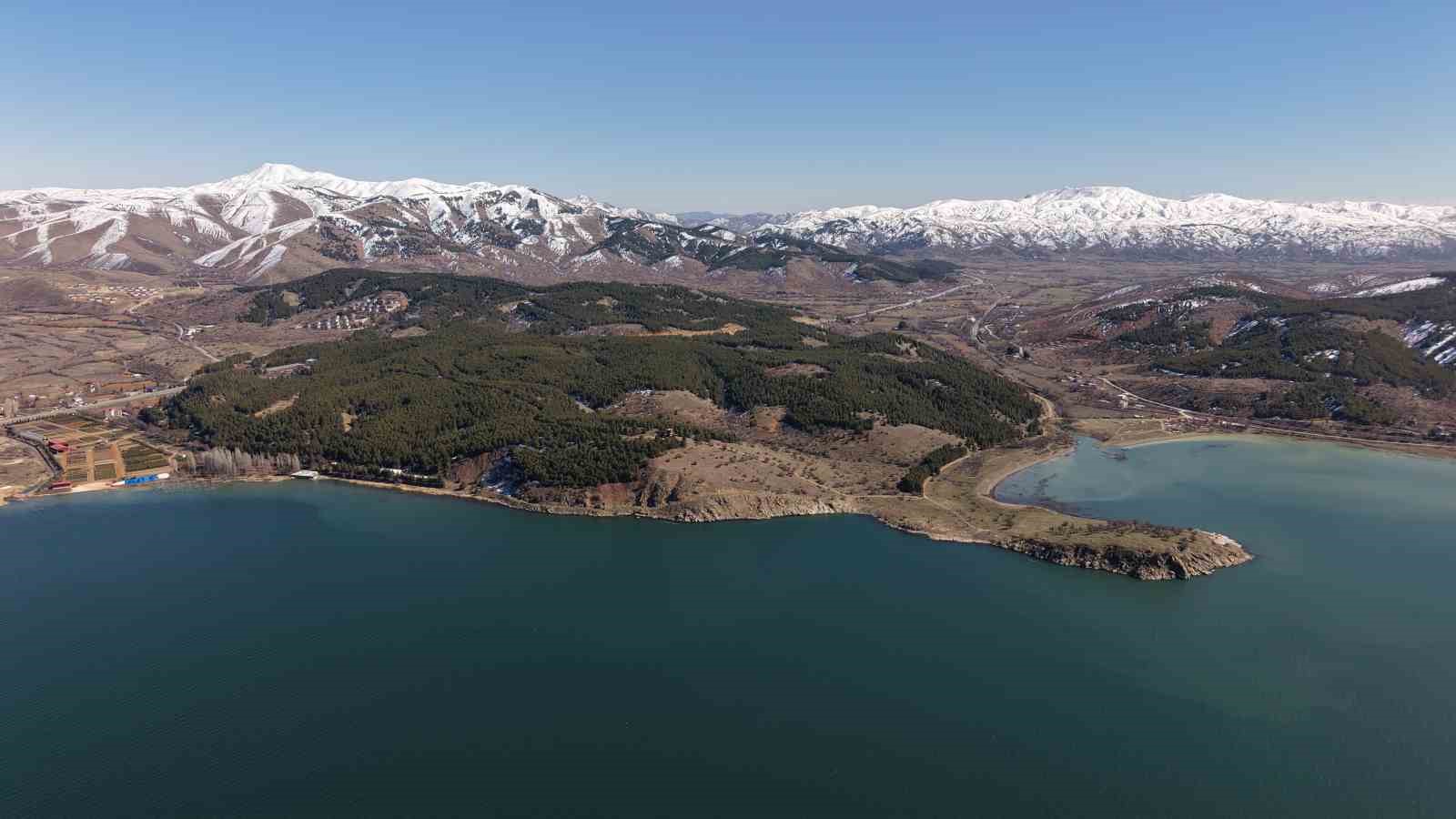 Başkan Bozcan: "Davos’a gitmeye gerek yok Hazar Gölü’ne gidelim"
