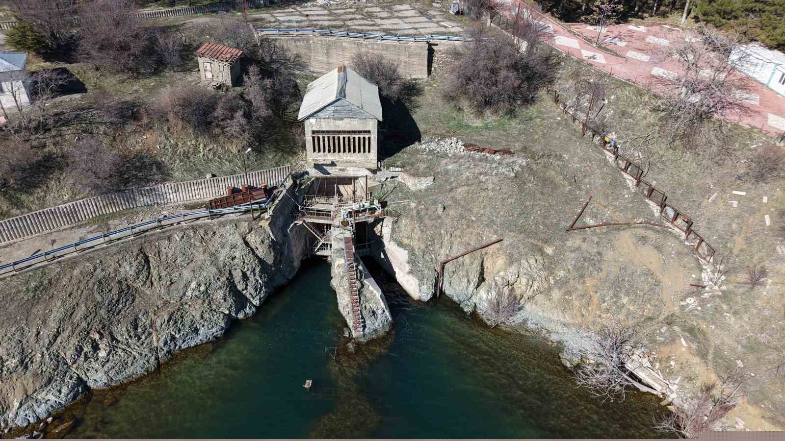 Başkan Bozcan: "Elazığ’ın ilk hidroelektrik santrali Hazar Gölü’nün kurtuluşu olabilir"
