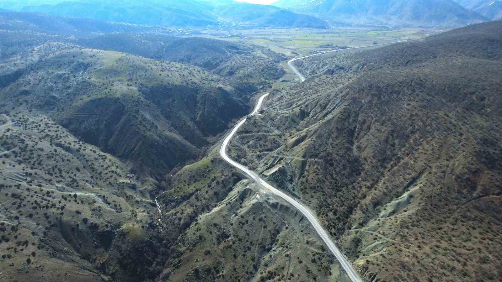 Başkan Bozcan’dan  Alacakaya yolu için tünel projesi
