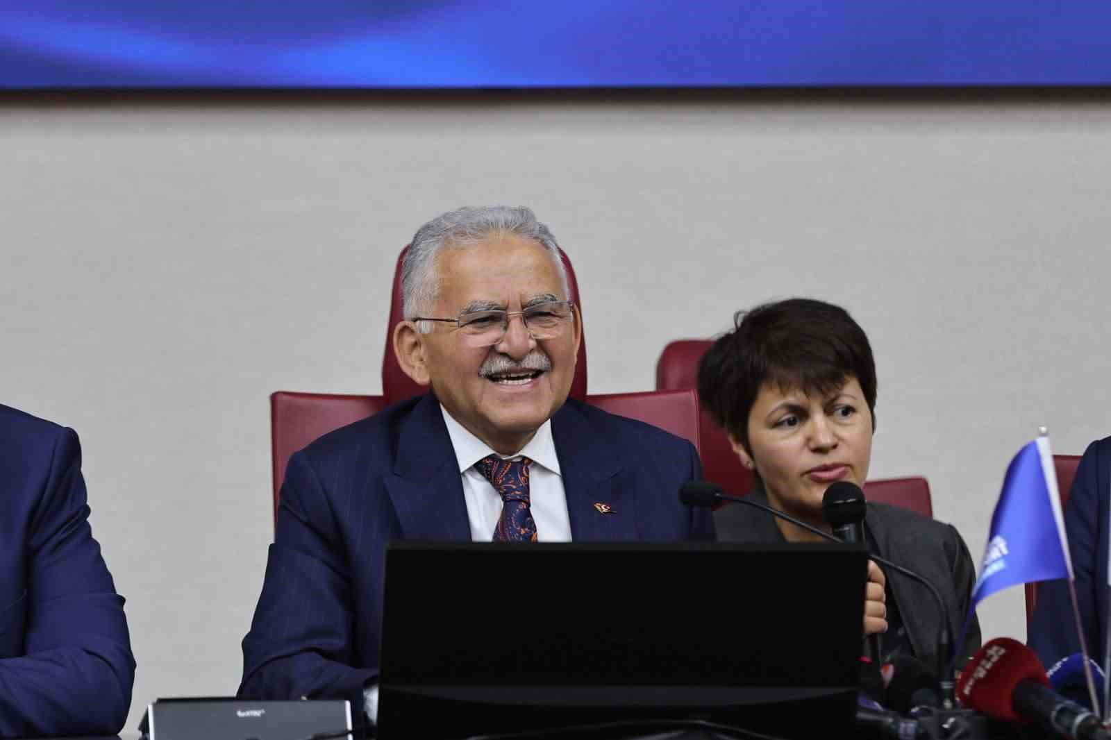 Başkan Büyükkılıç, ACES heyetini ağırladı
