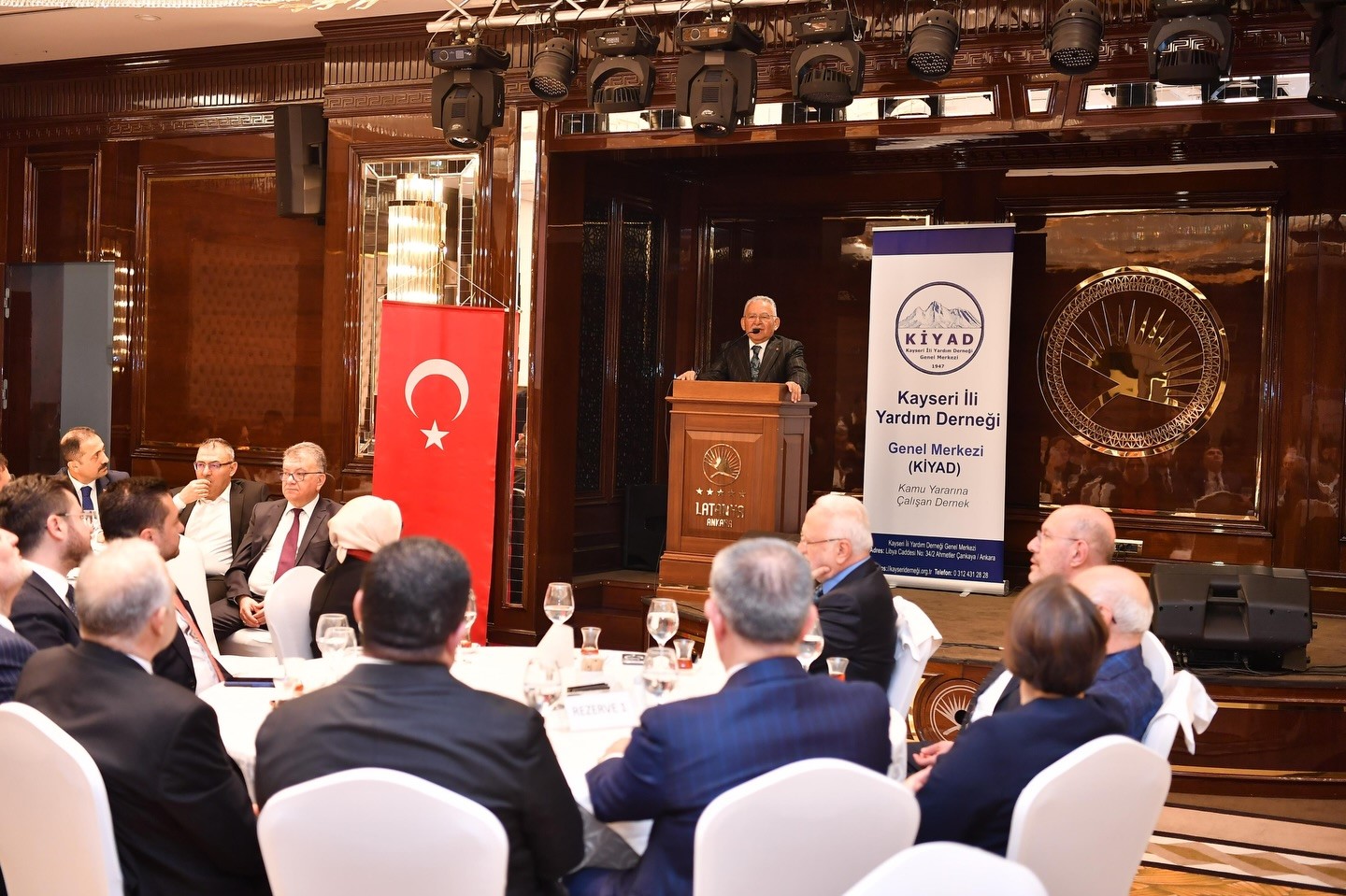 Başkan Büyükkılıç, başkentteki hemşehrileri ile iftarda buluştu
