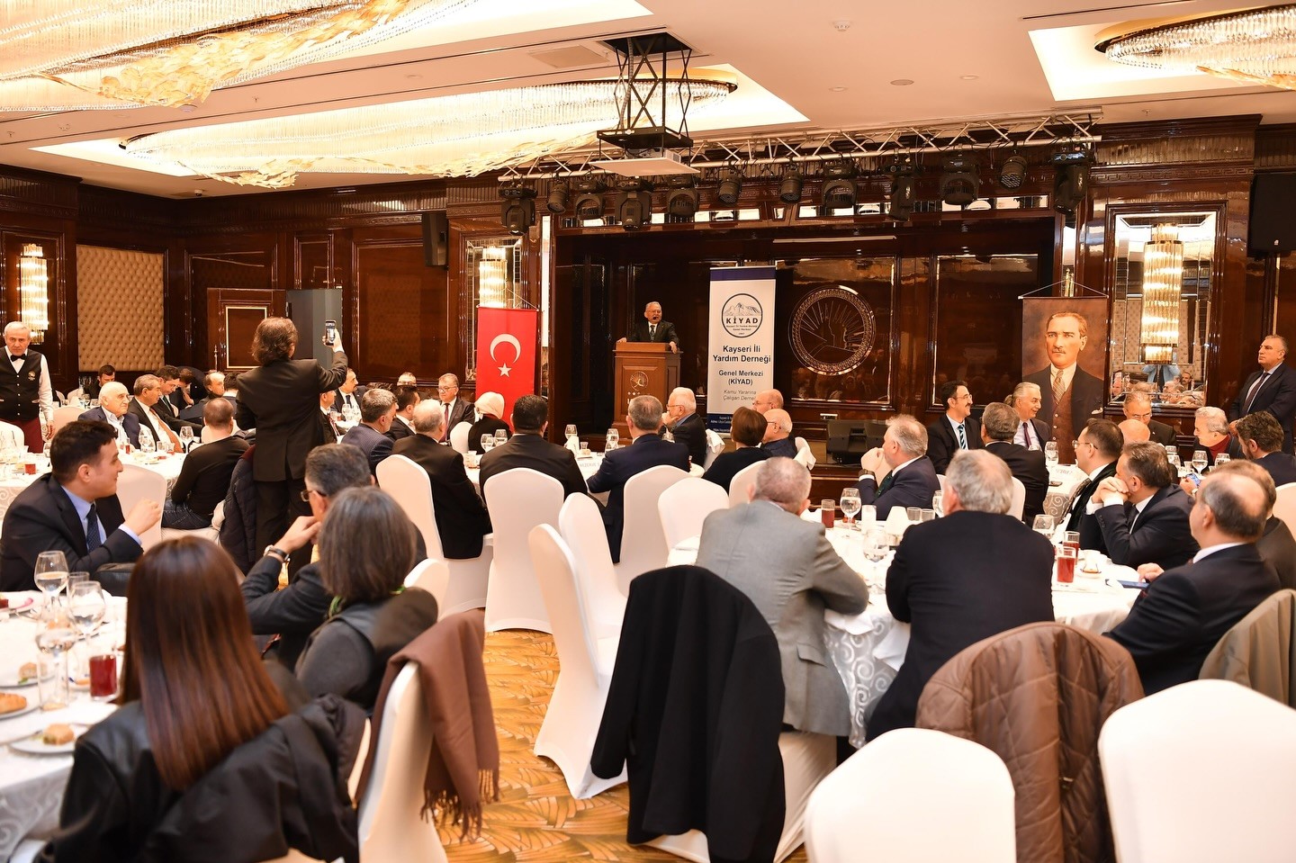 Başkan Büyükkılıç, başkentteki hemşehrileri ile iftarda buluştu
