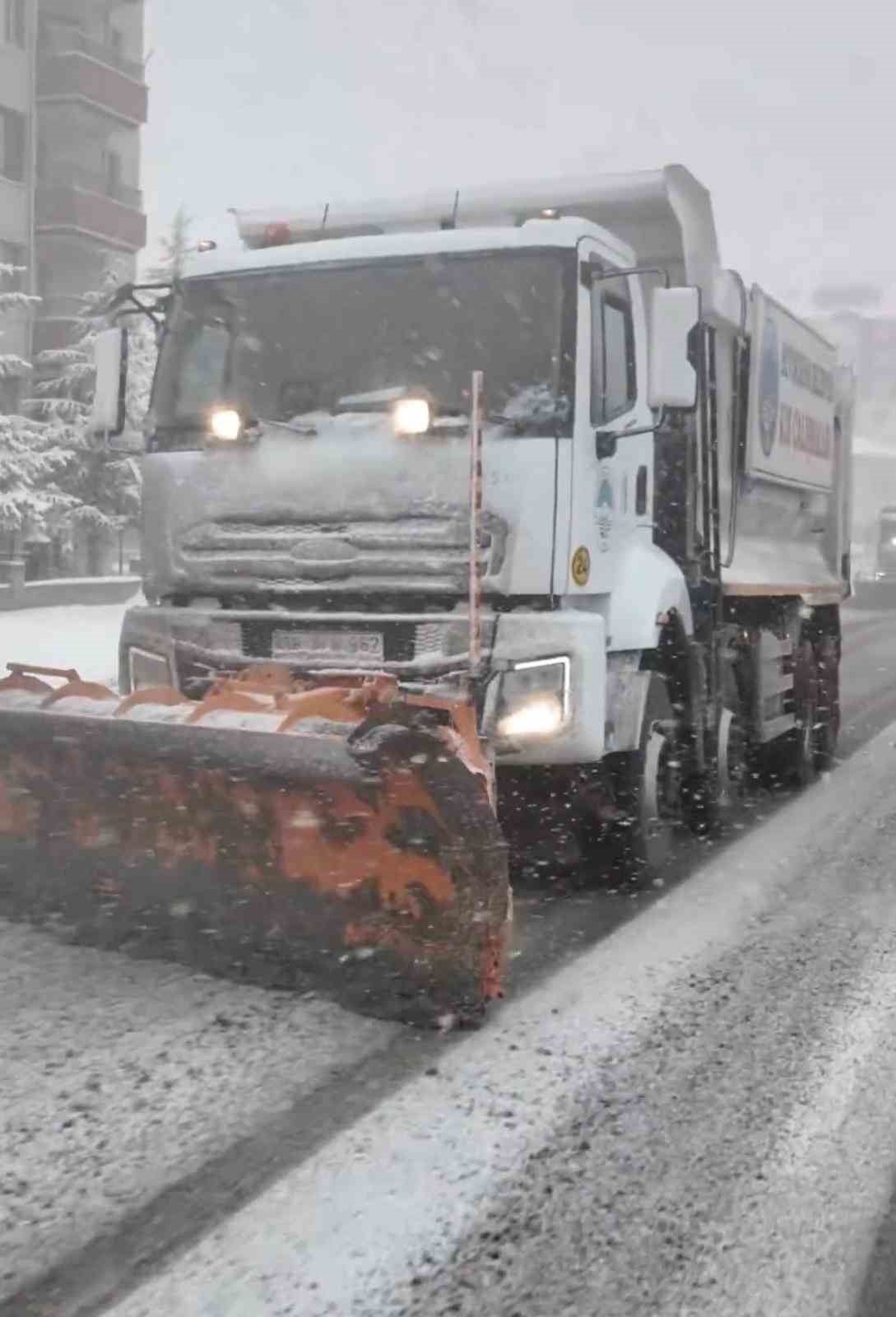 Başkan Büyükkılıç: "El vicdan"
