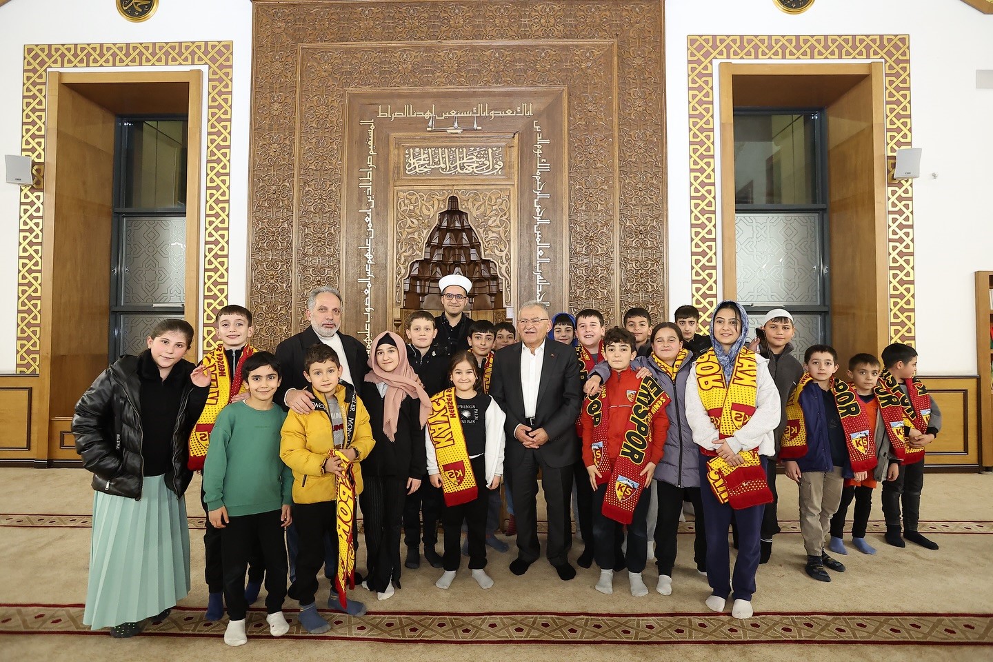 Başkan Büyükkılıç, kahraman jandarmalarla iftar sofrasında buluştu
