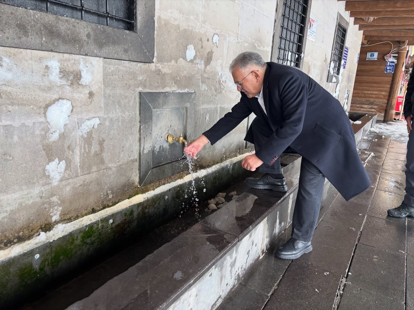 Başkan Büyükkılıç’tan Erciyes Kayak Merkezi’nde esnaf ziyareti
