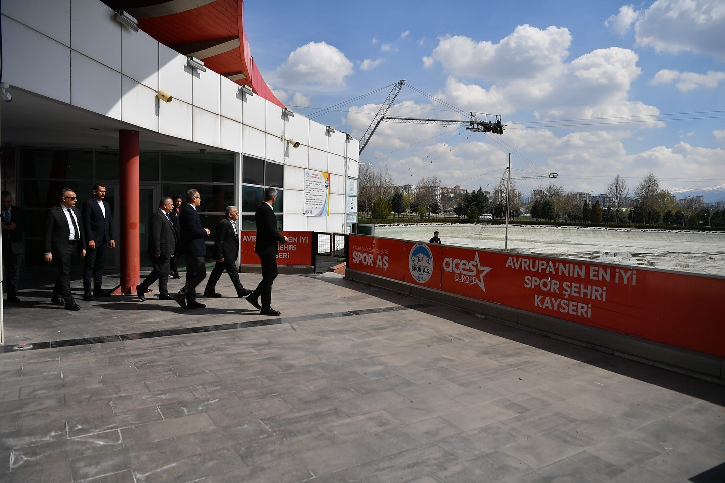 Başkan Büyükkılıç’tan Kayseri’ye İç Anadolu’nun en büyük Aquaparkı müjdesi
