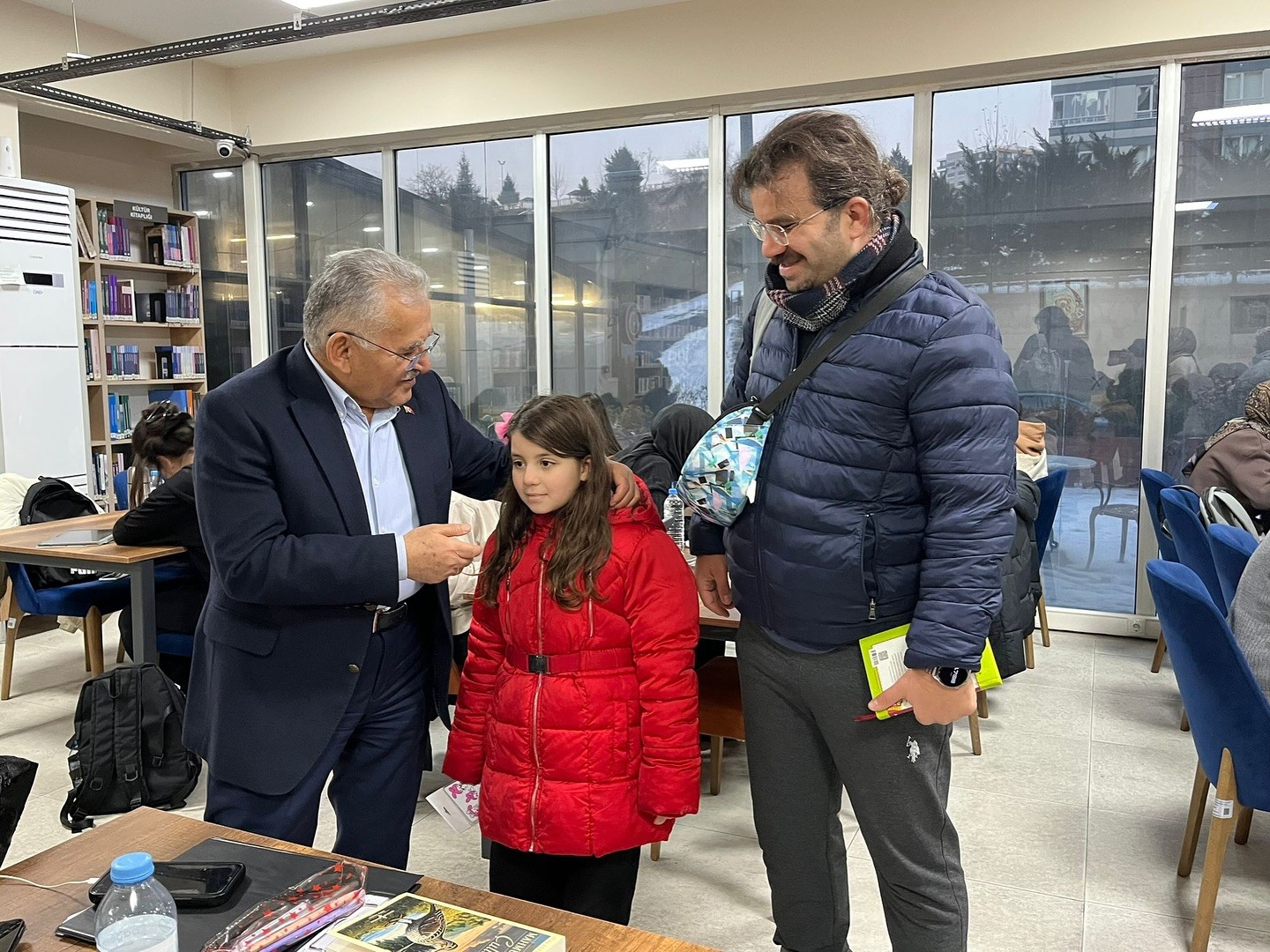 Başkan Büyükkılıç’tan Talas Mevlana Sosyal Yaşam Merkezi’ne yakın ilgi
Başkan Büyükkılıç’tan Talas Mevlana Sosyal Yaşam Merkezi’ne yakın ilgi