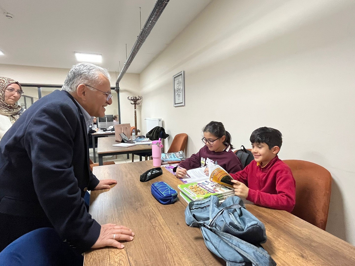 Başkan Büyükkılıç’tan Talas Mevlana Sosyal Yaşam Merkezi’ne yakın ilgi
Başkan Büyükkılıç’tan Talas Mevlana Sosyal Yaşam Merkezi’ne yakın ilgi