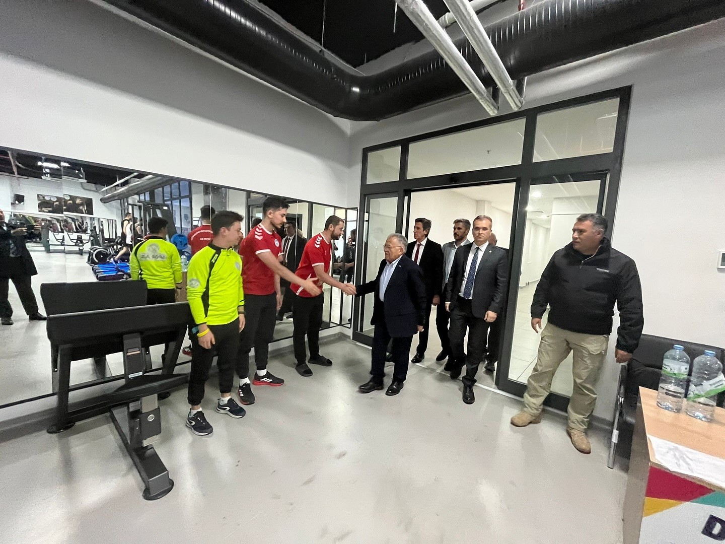 Başkan Büyükkılıç’tan Talas Mevlana Sosyal Yaşam Merkezi’ne yakın ilgi
Başkan Büyükkılıç’tan Talas Mevlana Sosyal Yaşam Merkezi’ne yakın ilgi