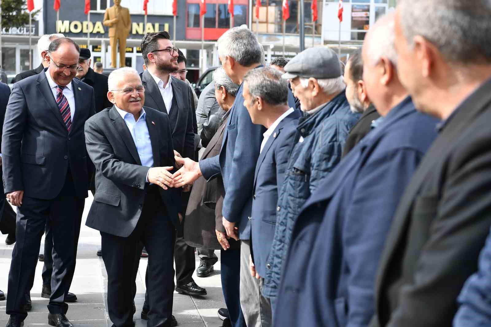 Başkan Büyükkılıç’tan Tomarza ve Bünyan’da Ramazan-ı Şerif buluşması
